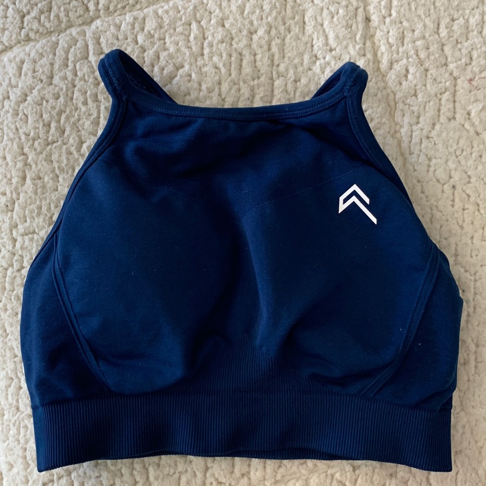 ONER ACTIVE high neck effortless sports bra. Size SMALL. Very gently worn